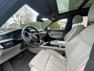 Audi e-tron 55 quattro 408 ch Avus Extended   - 10
