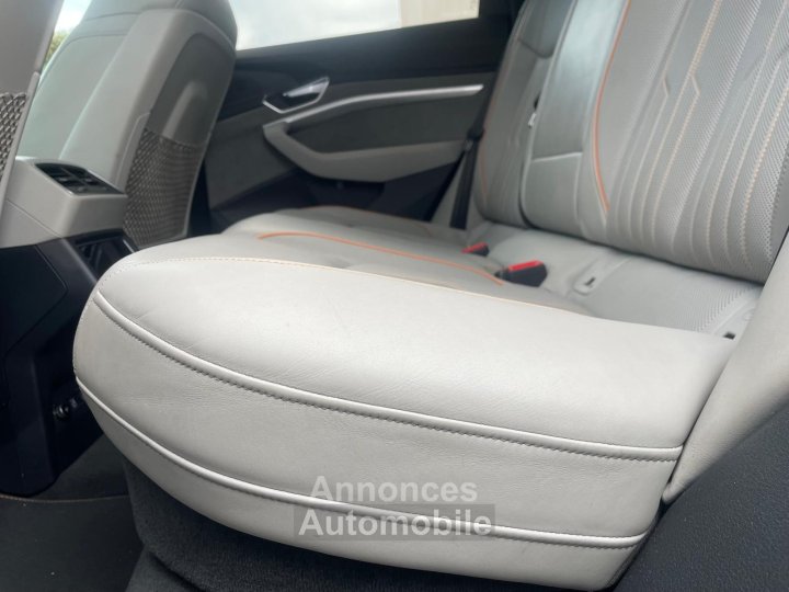 Audi e-tron 55 quattro 408 ch Avus Extended - 32