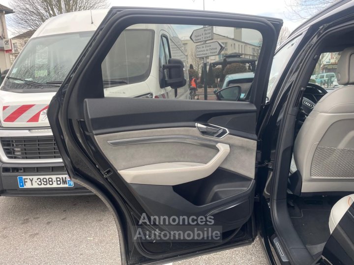 Audi e-tron 55 quattro 408 ch Avus Extended - 36