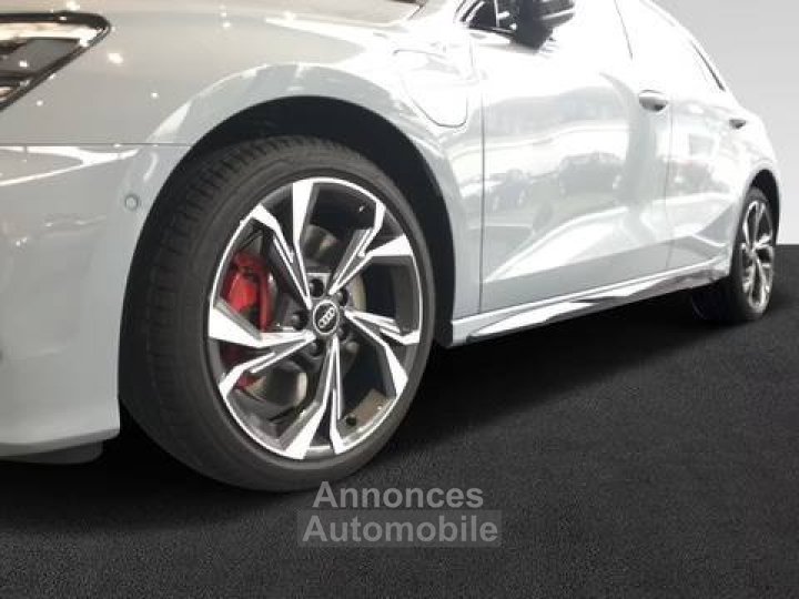 Audi A3 Sportback 45TFSIe S tronic S LINE%2BPANO%2BSITZHZ - 11