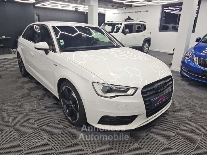 Audi A3 Sportback 20 TDI 184 Ambition Quattro S tronic 6 pack SLINE - 2