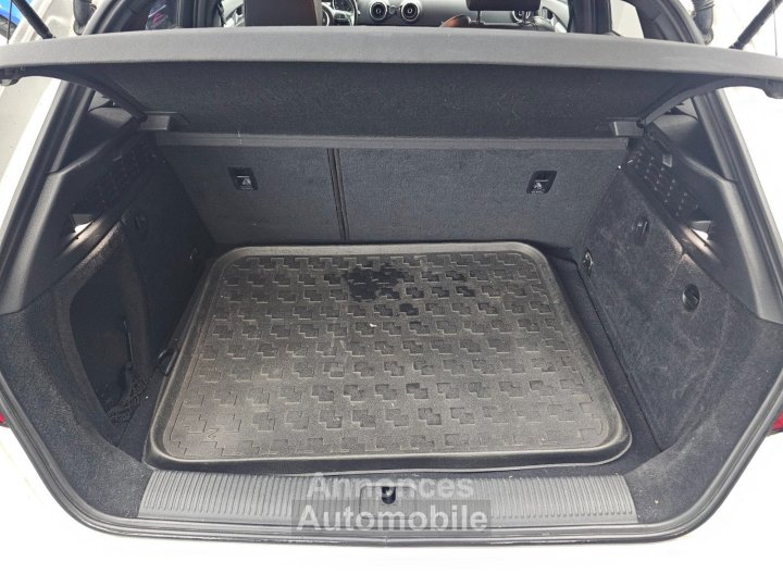 Audi A3 Sportback 20 TDI 184 Ambition Quattro S tronic 6 pack SLINE - 37