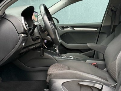 Audi A3 Sportback s-tronic 40 tfsi s-line   - 6