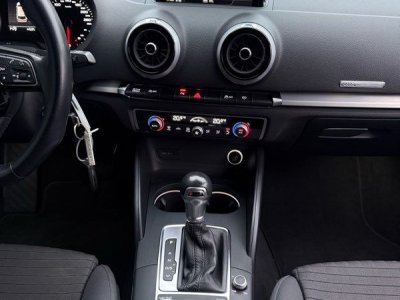 Audi A3 Sportback s-tronic 40 tfsi s-line   - 8