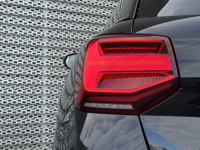 Audi Q2 35 TDI 150 S tronic 7 S line Plus   - 19