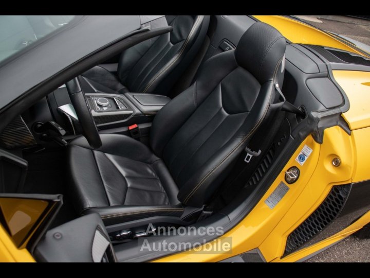 Audi R8 Spyder V10 Plus - 52l - 610ch - FULL CARBONE ! - 17