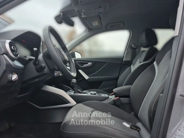Audi Q2 S-LINE - 3