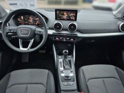 Audi Q2 S-LINE   - 5