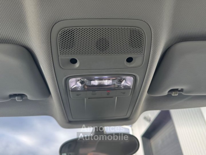 Audi A1 Sportback 14 tfsi 120ch ambiente s-tronic bva + gps sieges chauffants radar av-ar - 29