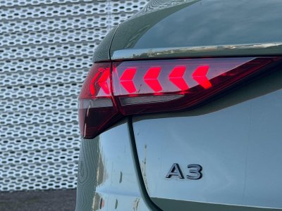 Audi A3 Sportback TDI 150 S tronic 7 S line - 31