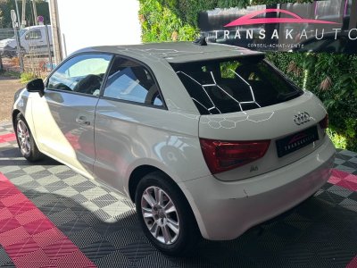 Audi A1 12 TFSI 85 ch Ambiente 3 Portes - Suivi - Radio - Regulateur   - 5