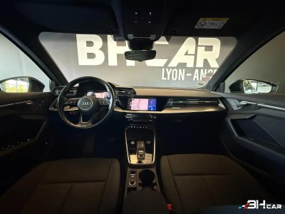 Audi A3 III 40 e-tron 204ch Business line S tronic 6   - 9