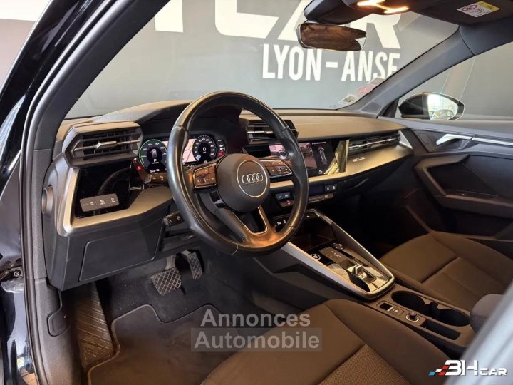 Audi A3 III 40 e-tron 204ch Business line S tronic 6 - 13