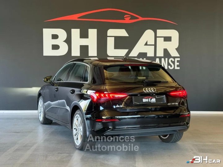 Audi A3 III 40 e-tron 204ch Business line S tronic 6 - 18