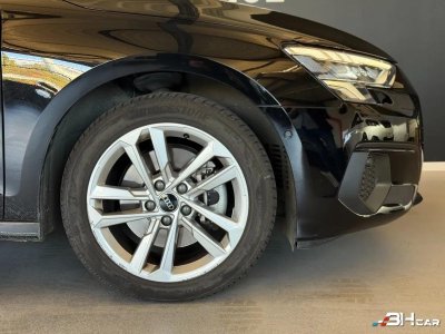 Audi A3 III 40 e-tron 204ch Business line S tronic 6   - 22