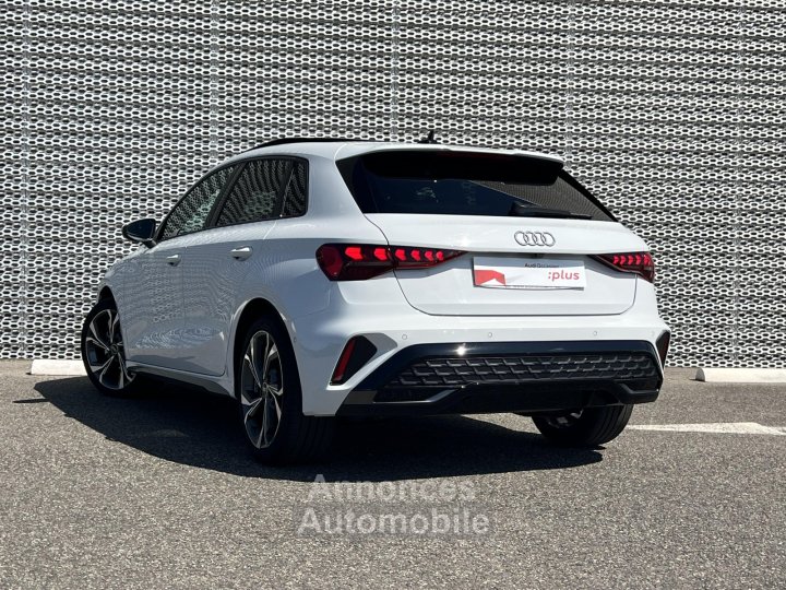 Audi A3 Sportback TFSI Mild Hybrid 150 S tronic 7 S line - 4