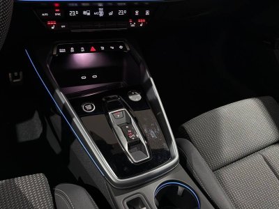 Audi A3 Sportback TFSI Mild Hybrid 150 S tronic 7 S line   - 19