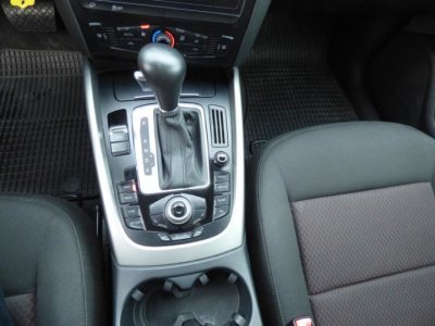 Audi Q5 20 TDI 177 Quattro Ambiente S tronic 7 Phase 1   - 9