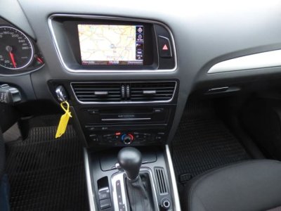 Audi Q5 20 TDI 177 Quattro Ambiente S tronic 7 Phase 1   - 10