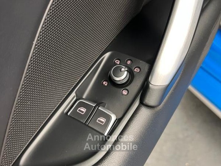 Audi TT Coup&eacute; 40 TFSI 197 S tronic 7 S line - 24