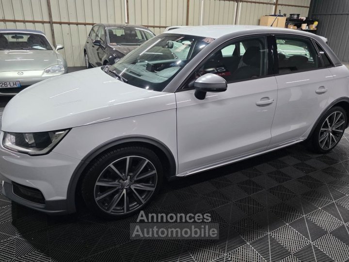 Audi A1 10 TFSI 95ch Ultra Style &Agrave; partir de 19142 -mois - 3
