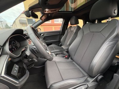 Audi Q3 Sportback 15 35 tfsi 150 s-line s-tronic 7 black edition bva toit ouvrant garantie constructeur   - 11