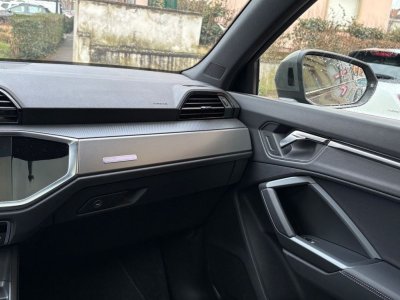 Audi Q3 Sportback 15 35 tfsi 150 s-line s-tronic 7 black edition bva toit ouvrant garantie constructeur   - 23