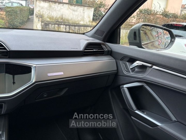 Audi Q3 Sportback 15 35 tfsi 150 s-line s-tronic 7 black edition bva toit ouvrant garantie constructeur - 23
