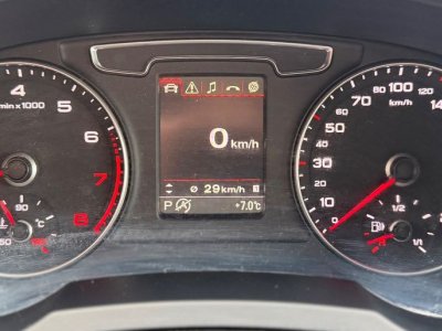 Audi Q3 14 tfsi 150 s-line s-tronic %2B cam&eacute;ra   - 12