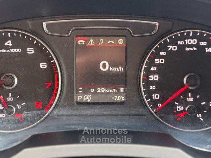 Audi Q3 14 tfsi 150 s-line s-tronic %2B cam&eacute;ra - 12