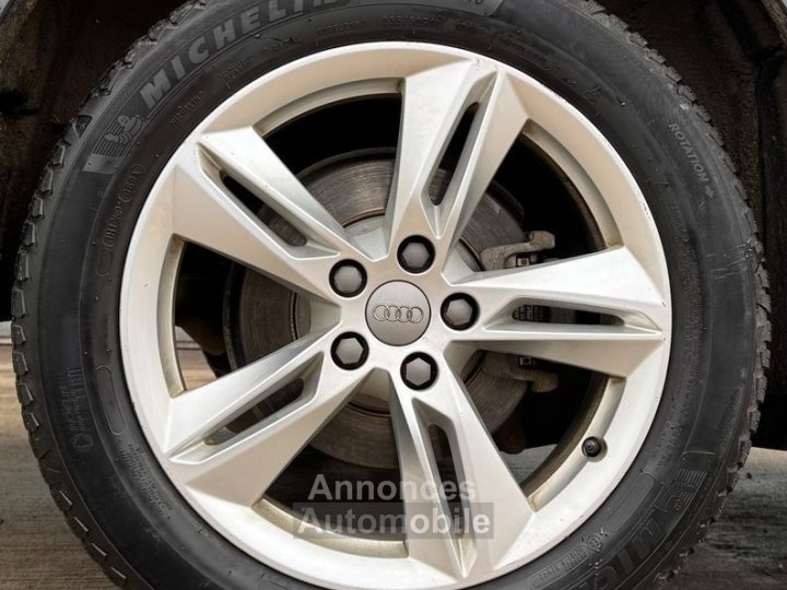 Audi Q3 14 tfsi 150 s-line s-tronic %2B cam&eacute;ra - 22