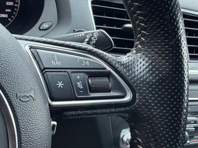 Audi Q3 14 tfsi 150 s-line s-tronic %2B cam&eacute;ra   - 30