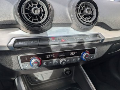 Audi Q2 14 35 tfsi 150ch s-line bva entretien siege chauffant apple carplay camera recul   - 16