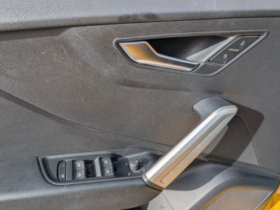 Audi Q2 14 35 tfsi 150ch s-line bva entretien siege chauffant apple carplay camera recul   - 20