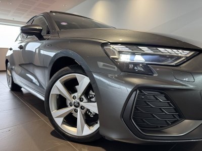 Audi A3 Sportback 35 TFSI Mild Hybrid 150 S tronic 7 S line   - 7