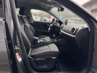 Audi Q2 S line 35TFSI MATRIX AHK NAV KAM SHZ   - 12