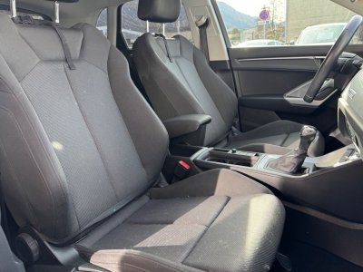 Audi Q3 2l 35 tdi 150ch design apple carplay camera de recul   - 12