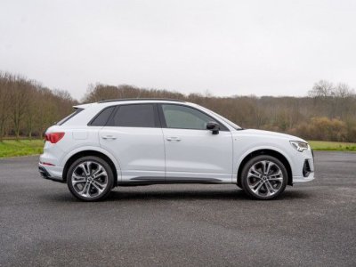 Audi Q3 45 TFSI e S LINE | TVA RECUPERABLE Si&egrave;ges &eacute;l&eacute;ctriques CARPLAY   - 6