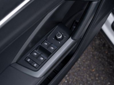 Audi Q3 45 TFSI e S LINE | TVA RECUPERABLE Si&egrave;ges &eacute;l&eacute;ctriques CARPLAY   - 24