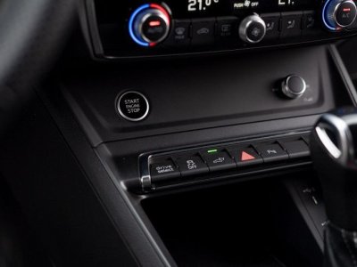 Audi Q3 45 TFSI e S LINE | TVA RECUPERABLE Si&egrave;ges &eacute;l&eacute;ctriques CARPLAY   - 31