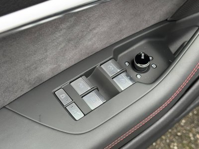 Audi A6 AVANT Avant 55 TFSIe 367 ch S tronic 7 Quattro Competition   - 32