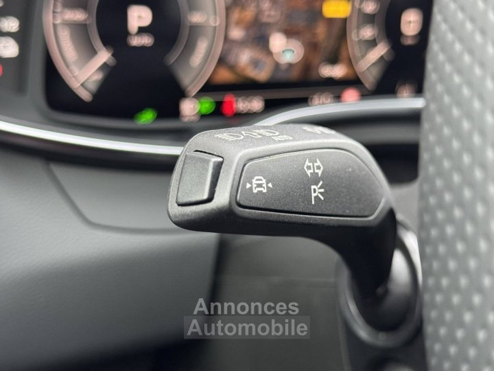 Audi A6 AVANT Avant 55 TFSIe 367 ch S tronic 7 Quattro Competition - 41