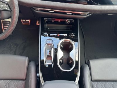 Audi A6 AVANT Avant e-hybrid 299 ch S tronic 7 Quattro S line   - 18