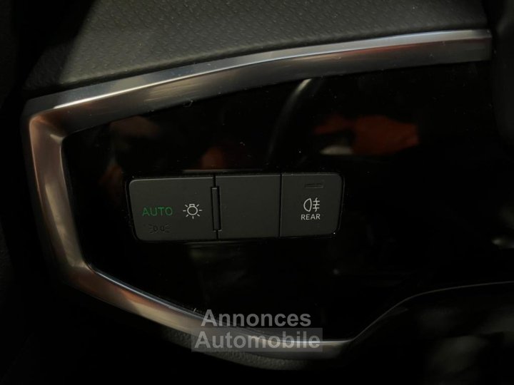 Audi Q3 TFSI 150 S-tronic Business Line - Cuir - Keyless - 28