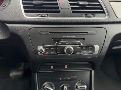 Audi Q3 20 TDI 140 ch Quattro Attraction S tronic 7   - 10