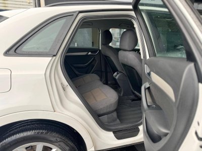 Audi Q3 20 TDI 140 ch Quattro Attraction S tronic 7   - 14