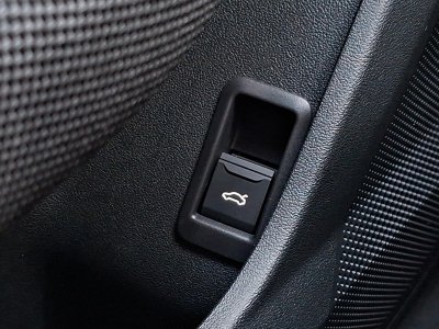 Audi A5 AVANT Avant TDI Hybride 204 ch S tronic 7 Business Executive   - 18