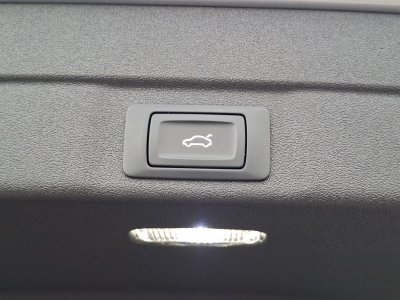 Audi A5 AVANT Avant TDI Hybride 204 ch S tronic 7 Business Executive   - 41