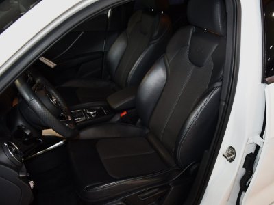 Audi Q2 S-Line 35 TFSI 150 S-Tronic GPS Virtual Caméra Bang Olufsen Pré Sense Régulateur Semi Cuir JA 18 Garantie 16/05/2026 - 13