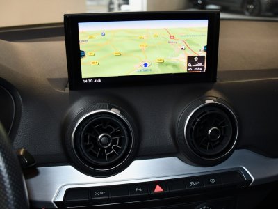 Audi Q2 S-Line 35 TFSI 150 S-Tronic GPS Virtual Caméra Bang Olufsen Pré Sense Régulateur Semi Cuir JA 18 Garantie 16/05/2026 - 24